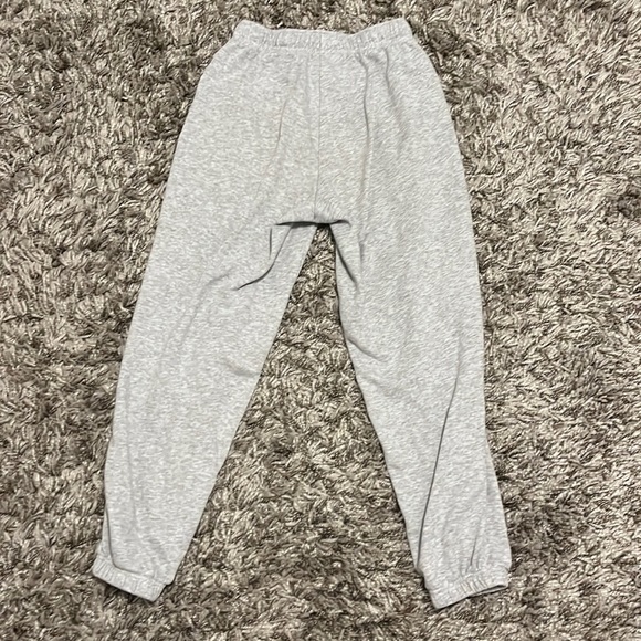 Pacsun Gray Cuffed Sweatpants With Black Tighten Strap - Picture 2 of 2